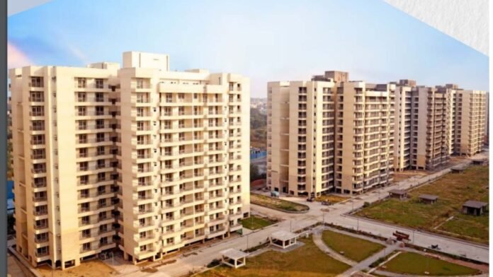 DDA Housing Scheme is getting great response, there is highest demand for flats built in these locations including Rohini, Dwarka.
