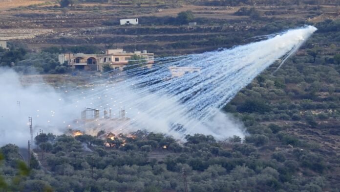 Israel Hezbollah War: Hezbollah carried out a terrible attack in northern Israel, fired a barrage of missiles
