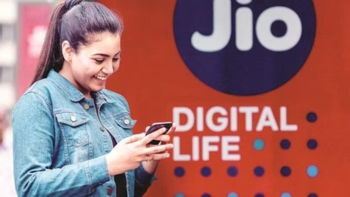 Jio's two cheap plans with 84 days validity, many problems will go away
