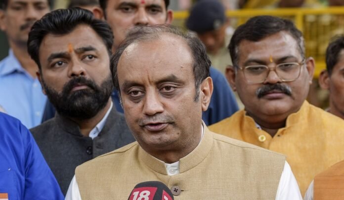 Sudhanshu Trivedi lashed out at 'Lollipop by giving facilities worth a few thousand, Congress embezzles crores of rupees'
