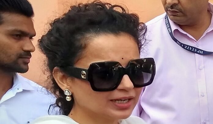 'They do not hesitate to divide the country for power' Kangana Ranaut again targeted Rahul Gandhi
