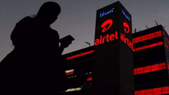 Airtel gave a shock to crores of users, suddenly stopped this big service
