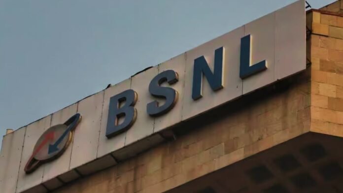 BSNL stopped talking to Jio-Airtel, 160 days plan made the users happy
