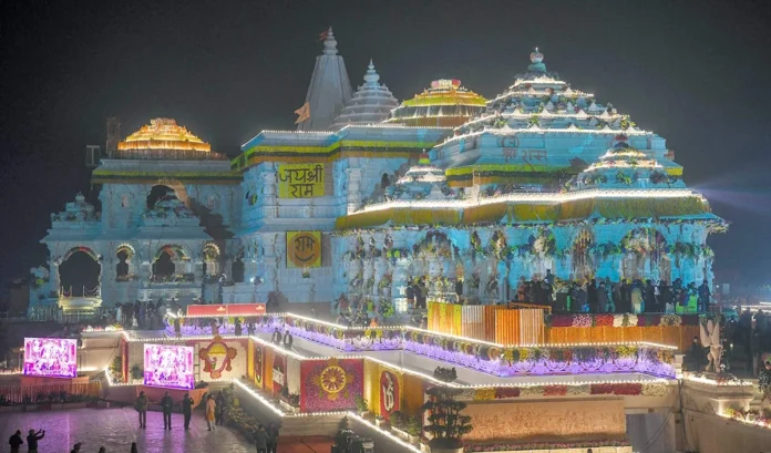 From October 29 to November 1, devotees will be able to see the grand decoration of Shri Ram Temple till 12 o'clock in the night.
