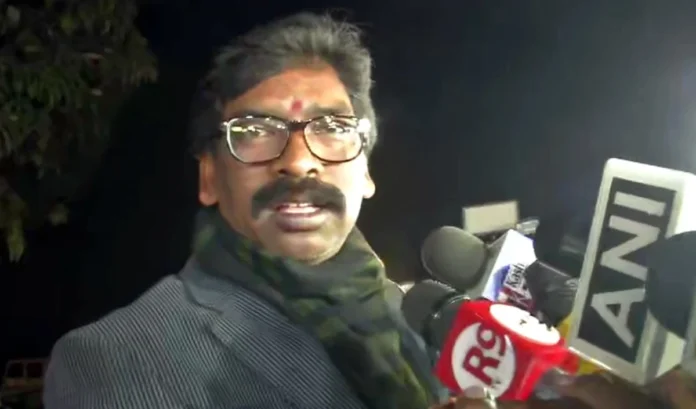 Hemant Soren's sharp attack on BJP, accused of looting Jharkhand for 20 years
