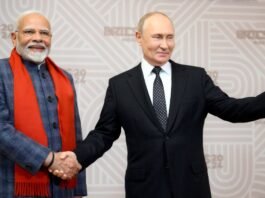 Putin welcomed PM Modi at the dinner organized for BRICS leaders, shook hands warmly
