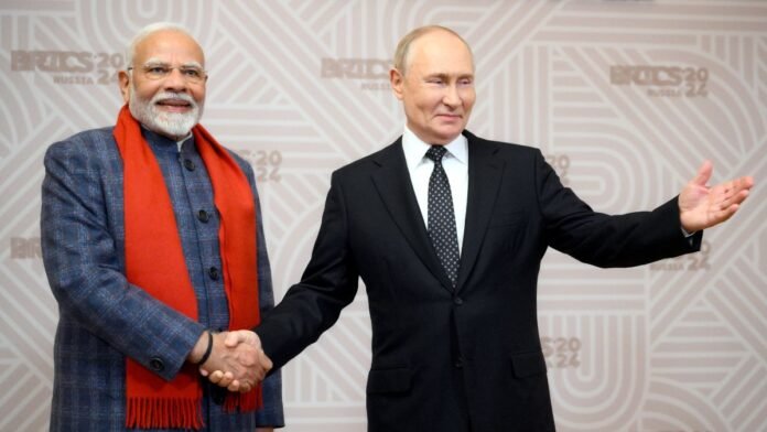 Putin welcomed PM Modi at the dinner organized for BRICS leaders, shook hands warmly
