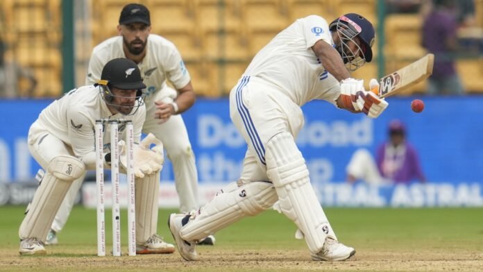 Rishabh Pant broke the record of the legendary Indian captain, achieved this feat by batting fearlessly in the Bengaluru Test.
