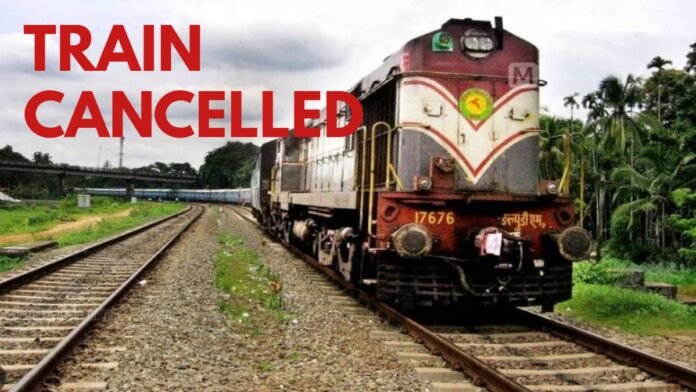 South Eastern Railway canceled more than 152 trains due to cyclone 'Dana', see complete list here
