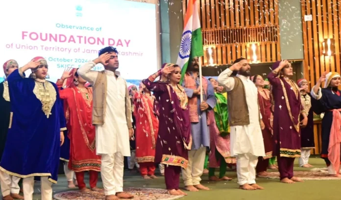 UT Foundation Day celebrated in Jammu and Kashmir, Omar Abdullah's party kept distance, LG Manoj Sinha taunted
