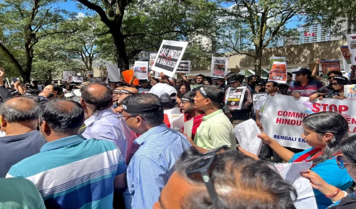 Hindus protest in Canada. Hindus in Canada protest against Khalistani attack on Brampton temple
