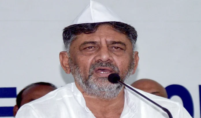 Karnataka: Supreme Court issues notice to DK Shivakumar, know what is the whole matter
