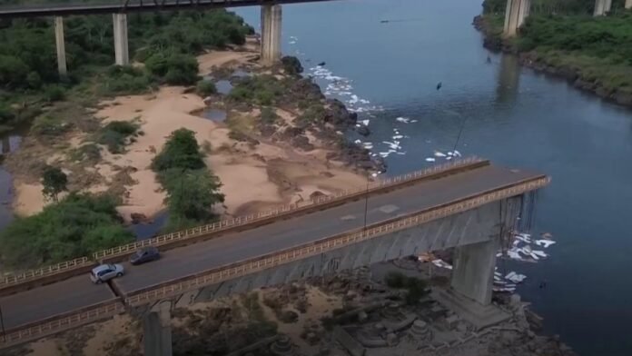 At least 2 people killed, dozens missing in bridge collapse in Brazil; watch video
