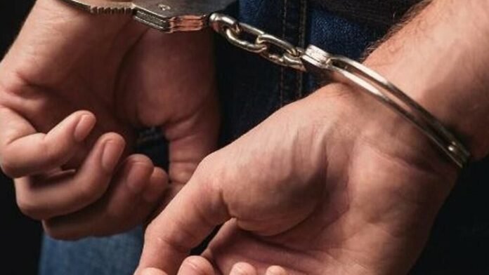 Karnataka: Mangaluru Police raids gambling den, 7 people arrested
